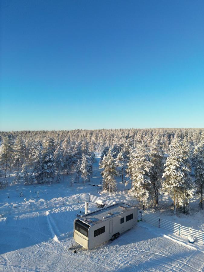 Santa'S Luxury Trailer Hotel Rovaniemi Exterior foto